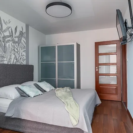 Comfortable In Old Town With Parking-sokolnicza By #hoomvi Apartment *