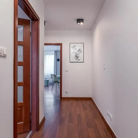 Comfortable In Old Town With Parking-sokolnicza By #hoomvi * 브로츠와프