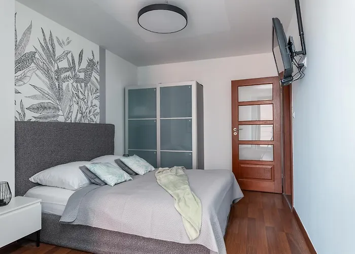 Comfortable In Old Town With Parking-sokolnicza By #hoomvi Apartman *