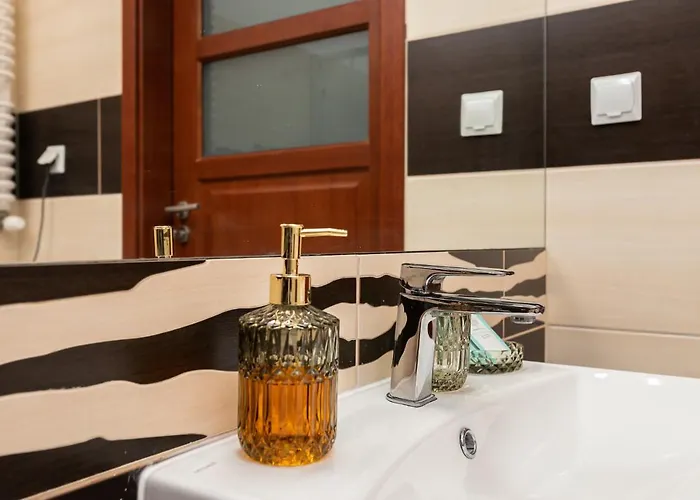 Comfortable In Old Town With Parking-sokolnicza By #hoomvi Apartman *